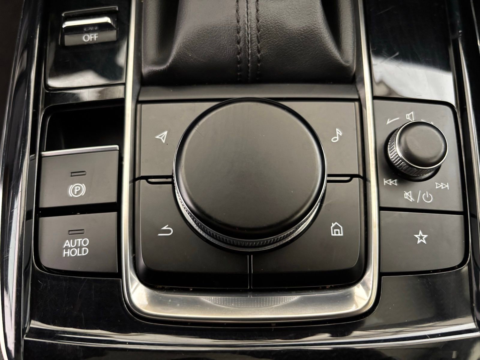 Certified 2025 MAZDA CX-30 AWD 2.5 S w/ Preferred Package image 27