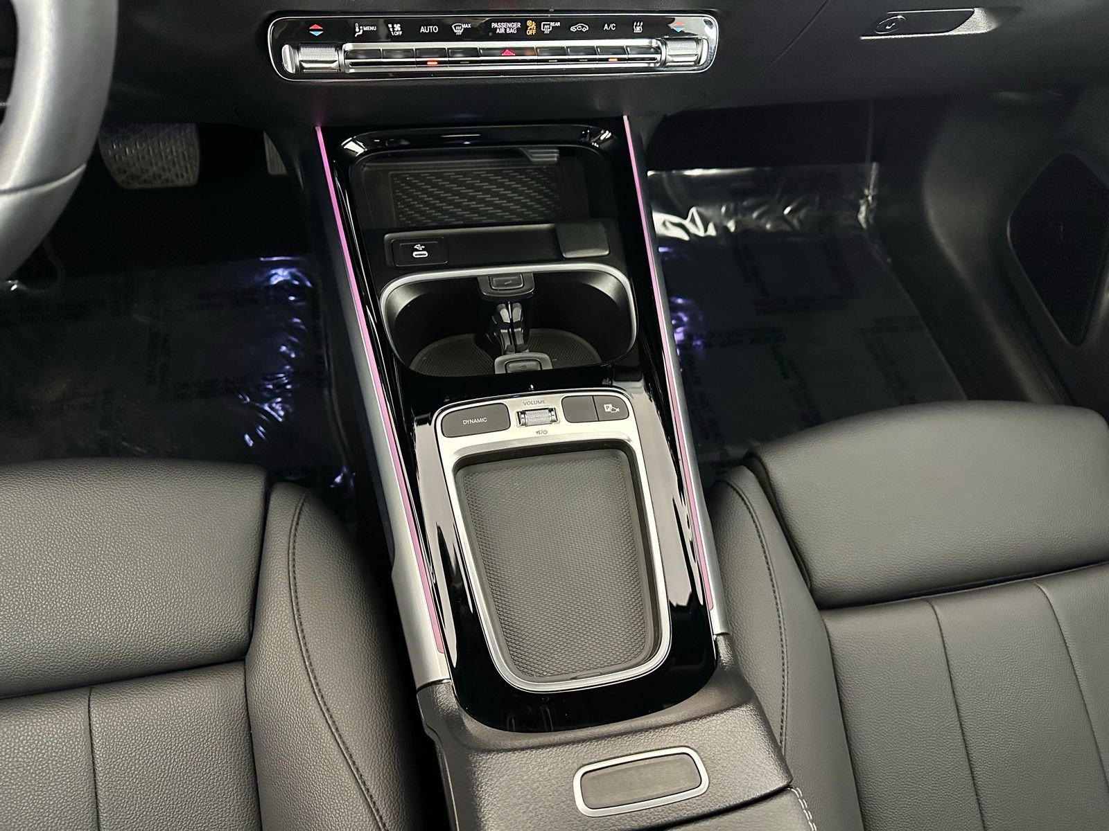 Used 2024 Mercedes-Benz EQB 300 4MATIC image 14