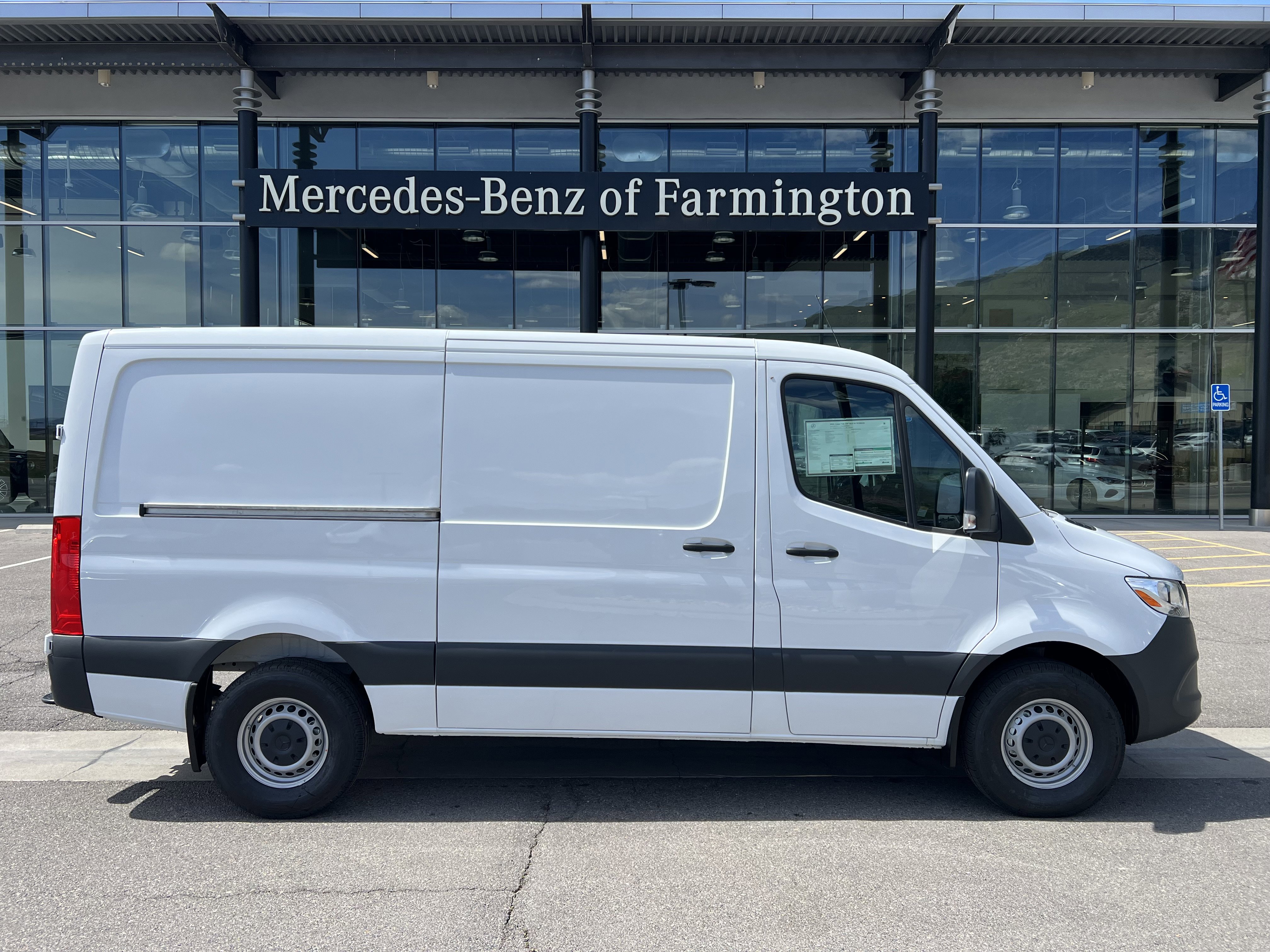 New 2026 Mercedes-Benz Sprinter 2500 image 2