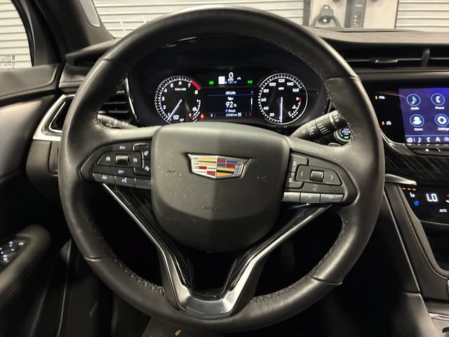Certified 2025 Cadillac XT6 Premium Luxury AWD/4WD image 14