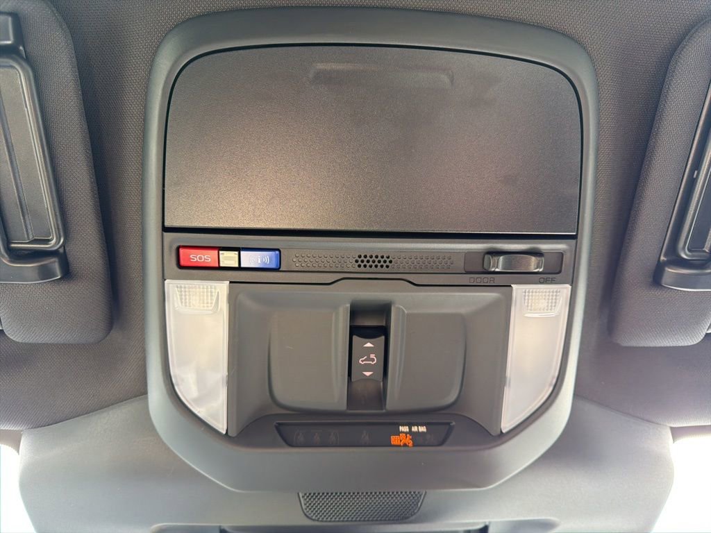 Certified 2025 Subaru Forester Premium w/ Convenience Package #2 image 39
