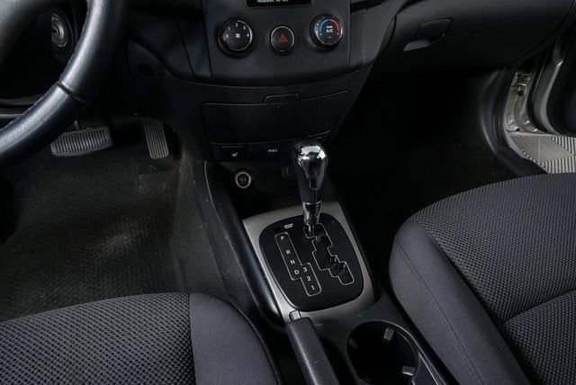 Used 2010 Hyundai Elantra SE image 14