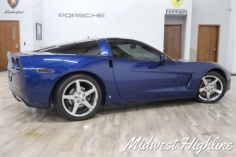 Used 2006 Chevrolet Corvette Coupe w/ Preferred Equipment Group RWD image 6