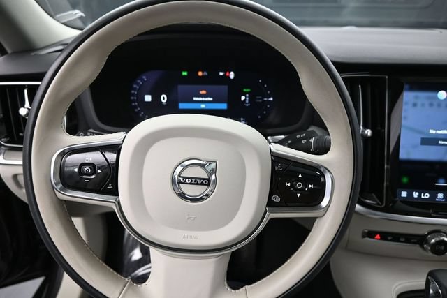 Used 2024 Volvo S60 T8 Plus AWD/4WD image 10