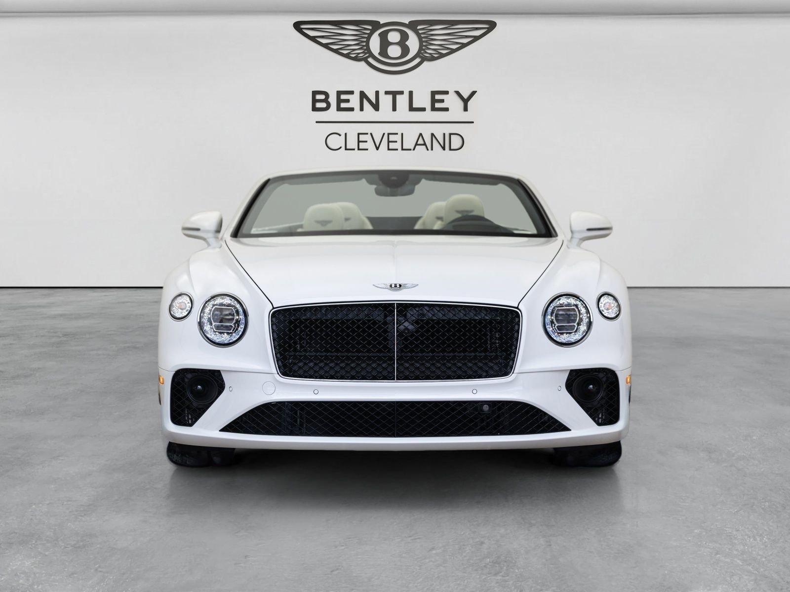 Used 2024 Bentley Continental GT AWD/4WD image 2