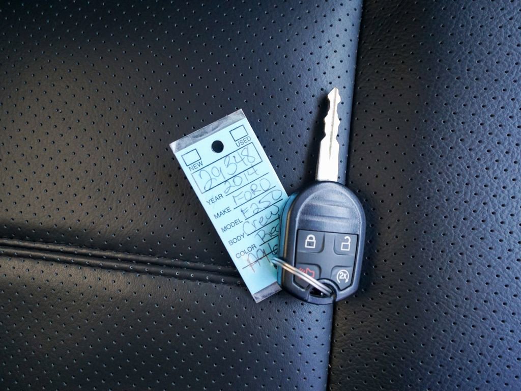 Used 2014 Ford F250 Lariat w/ Lariat Ultimate Package image 37