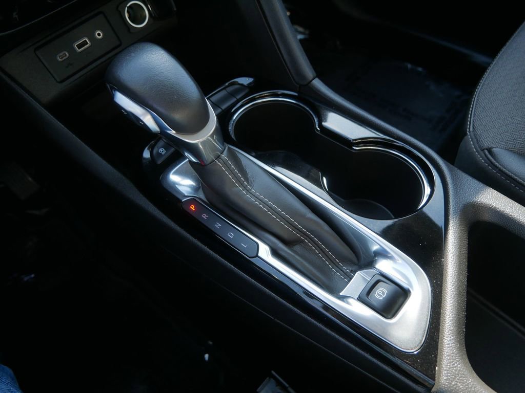 Used 2023 Buick Encore GX Preferred w/ Cold Weather Comfort Package image 23