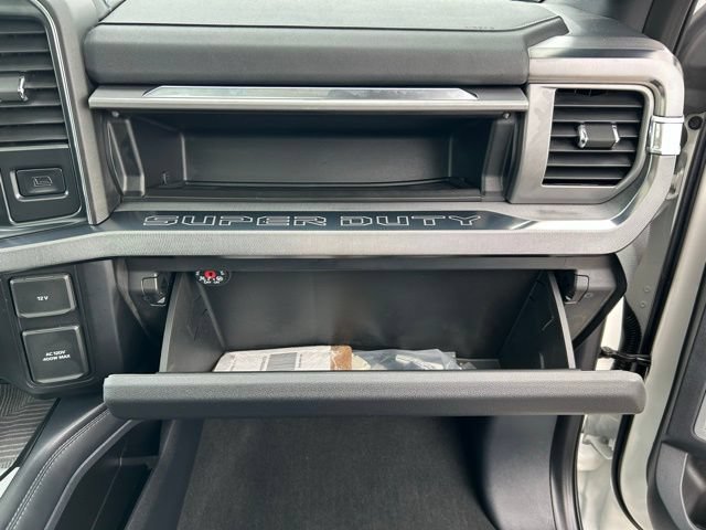 Used 2025 Ford F350 Platinum AWD/4WD image 45