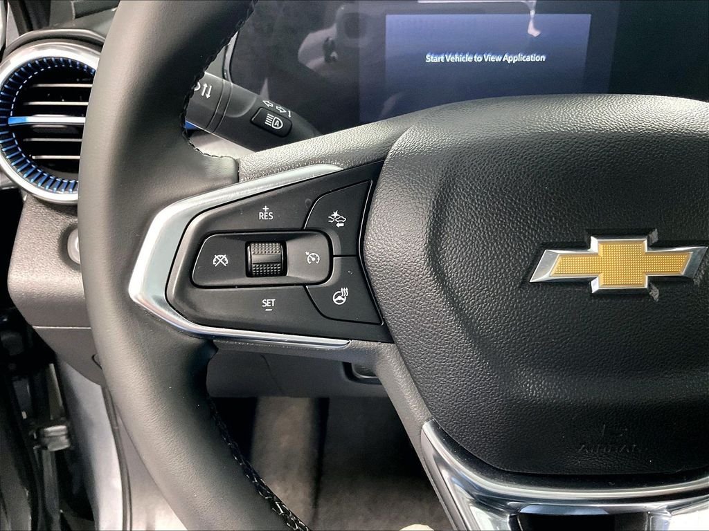 Used 2025 Chevrolet Trax LT w/ LT Convenience Package FWD image 22