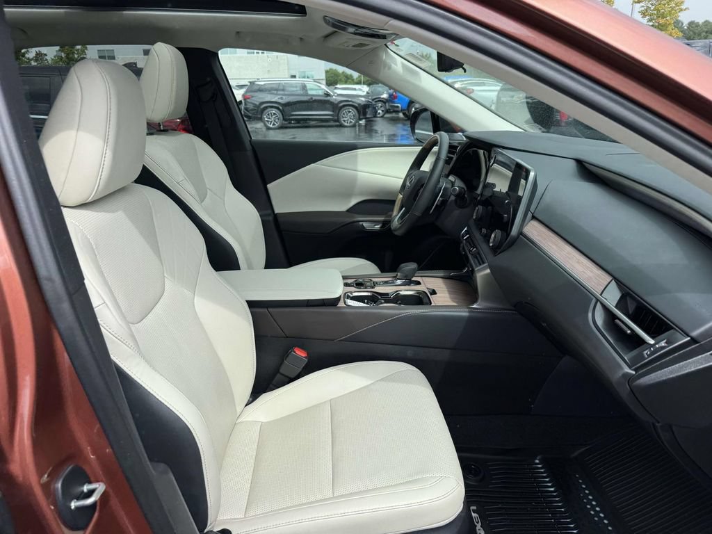 Used 2025 Lexus RX 350 Premium Plus w/ Convenience Package AWD/4WD image 15