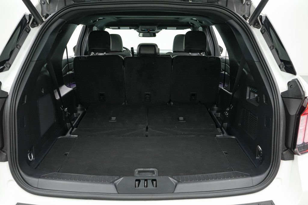 Certified 2025 Ford Explorer ST image 25
