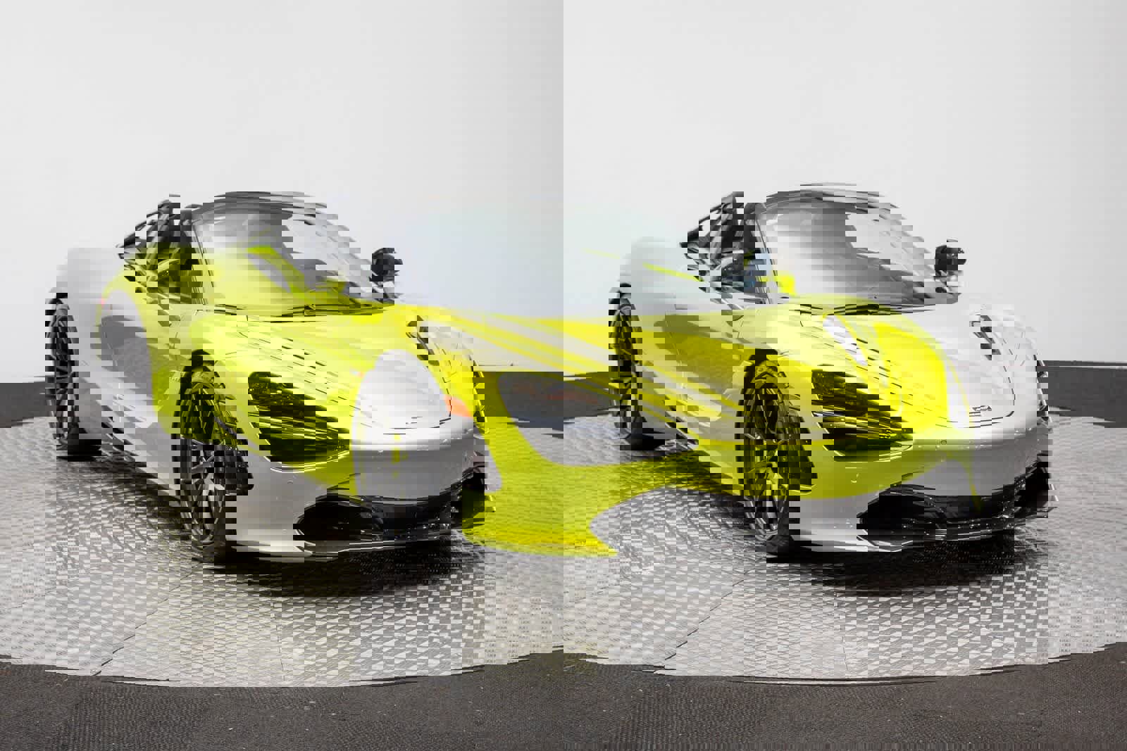 Used 2023 McLaren 720S Performance image 52