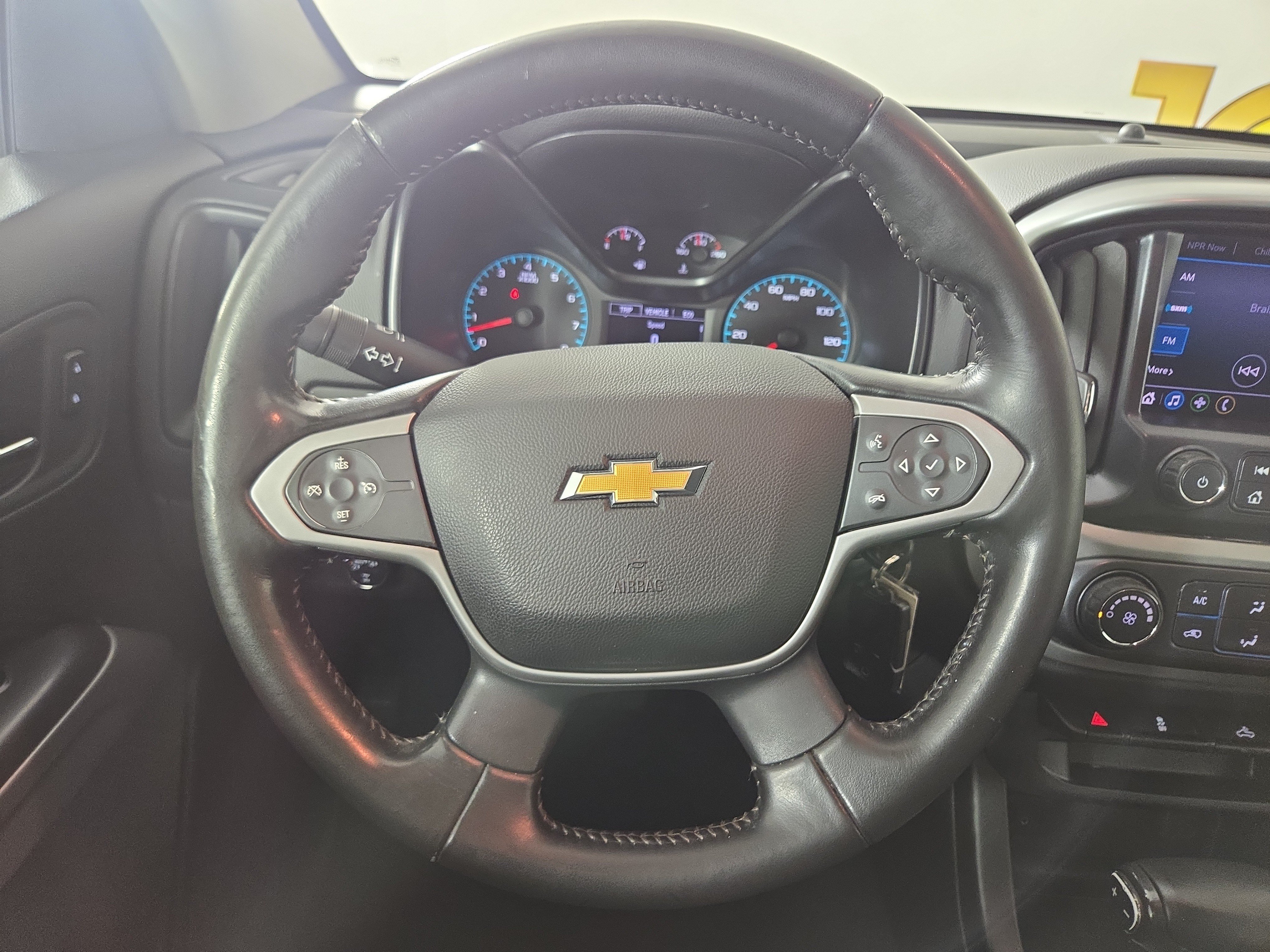 Used 2021 Chevrolet Colorado LT w/ LT Convenience Package AWD/4WD image 15