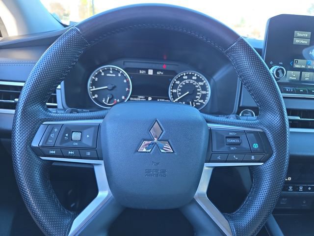 Used 2024 Mitsubishi Outlander SE image 18
