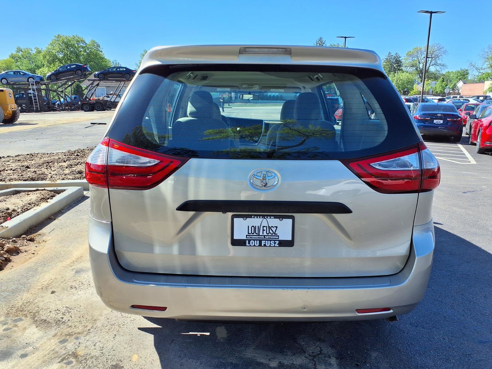 Used 2017 Toyota Sienna L FWD image 26