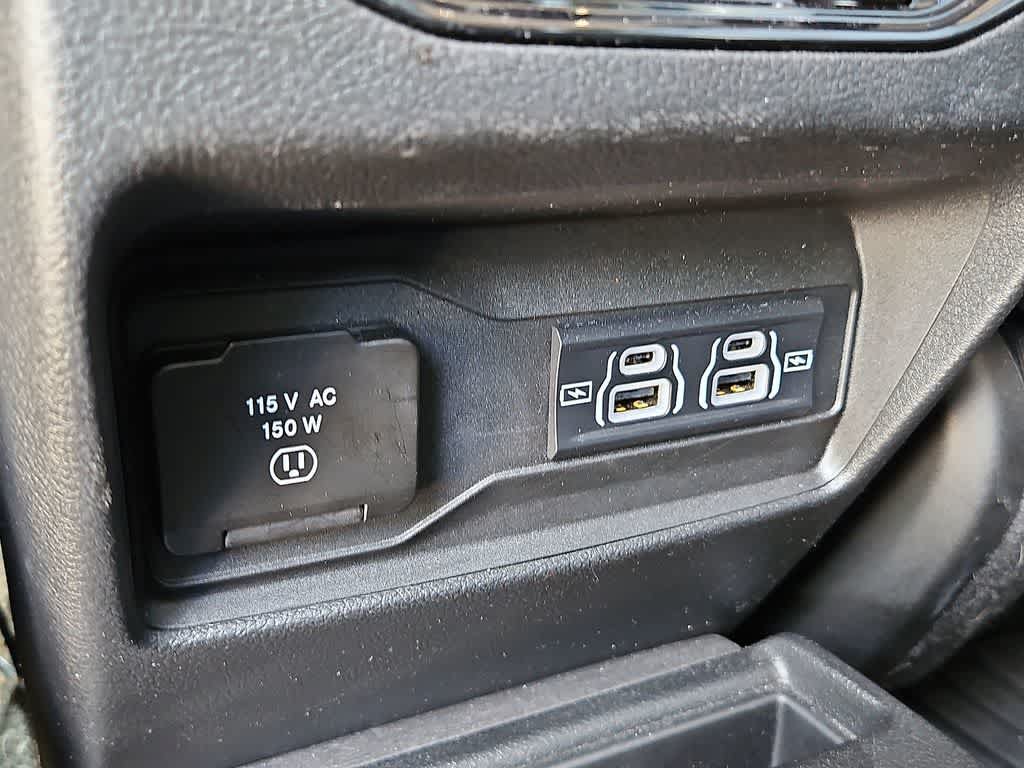 Used 2023 Jeep Grand Cherokee L Limited w/ Luxury Tech Group II AWD/4WD image 27
