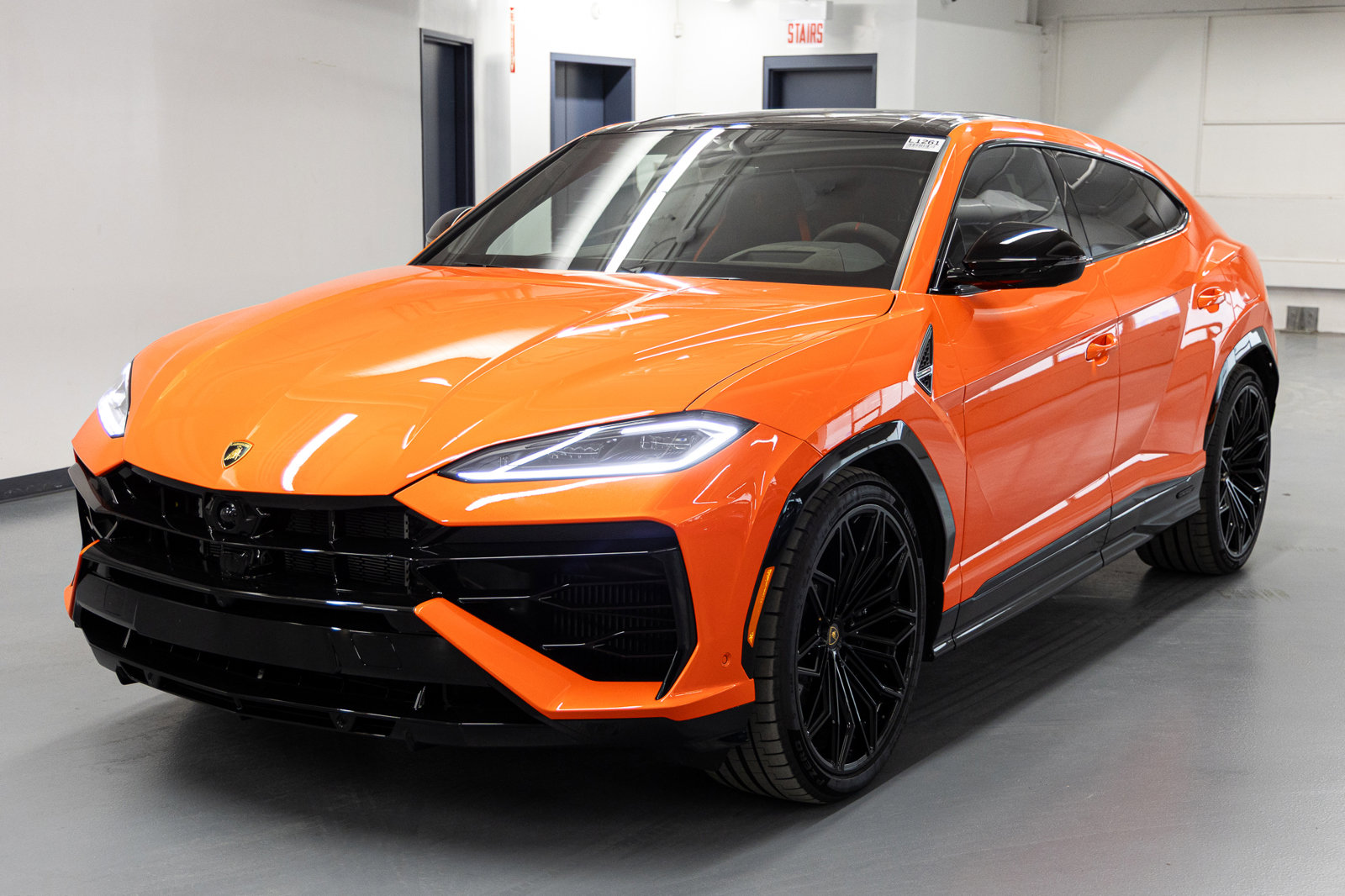 Used 2025 Lamborghini Urus SE