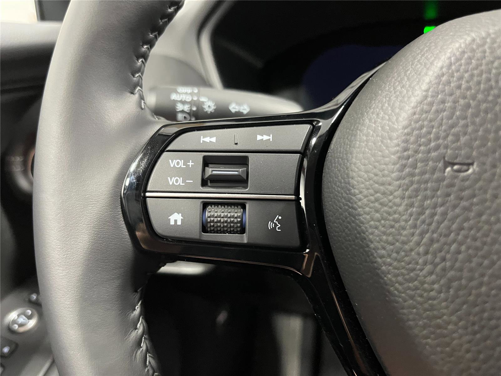 New 2026 Honda HR-V EX-L image 14