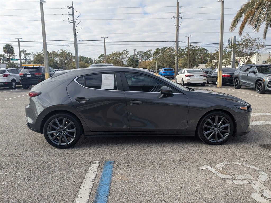 Used 2020 MAZDA MAZDA3 Hatchback image 16