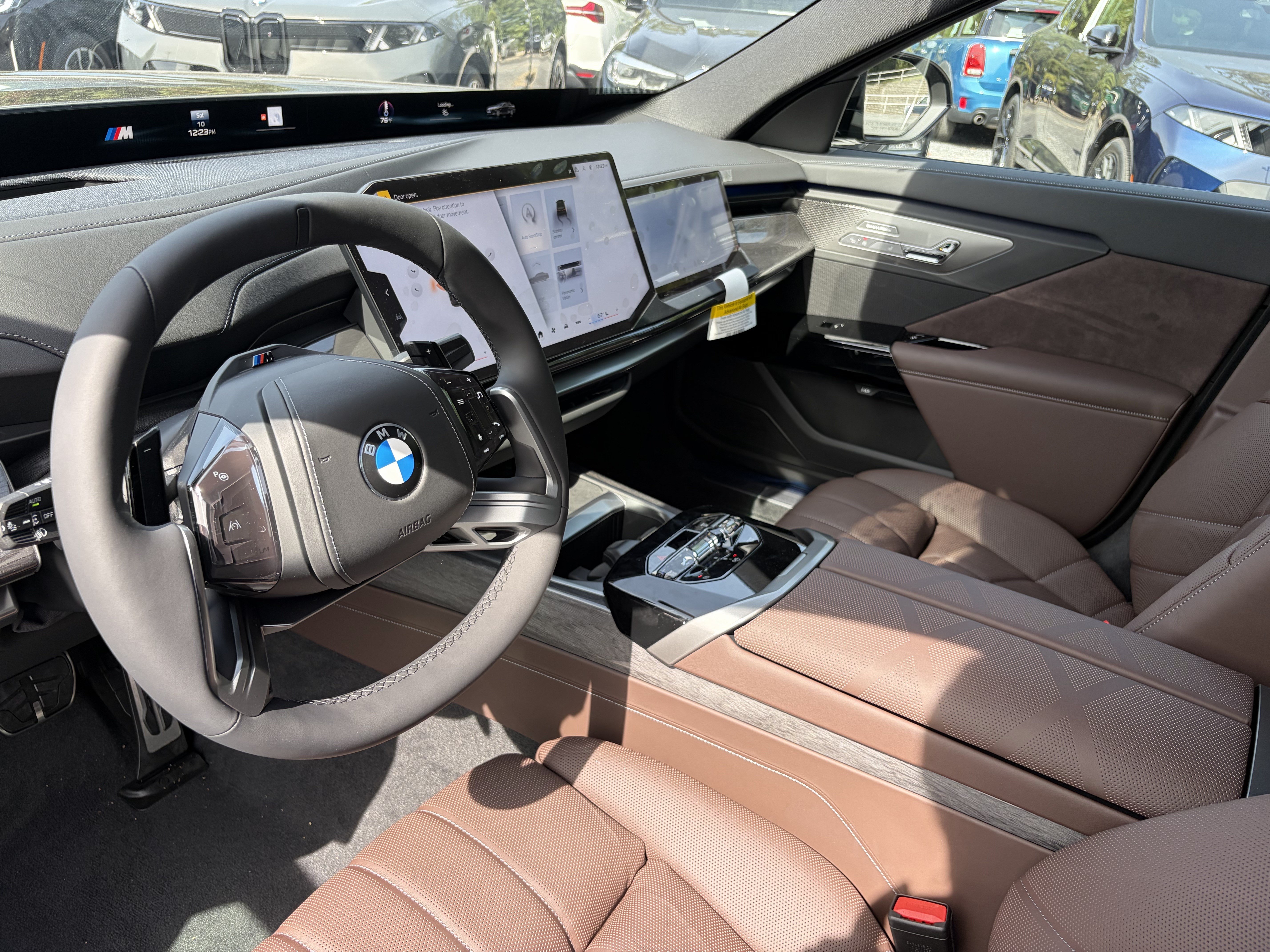 New 2027 BMW 740i xDrive w/ Executive Package AWD/4WD image 12