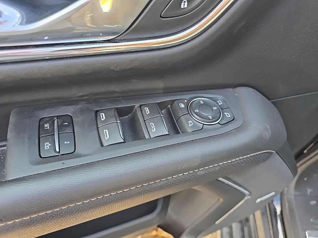 Used 2024 Chevrolet Suburban Premier AWD/4WD image 11