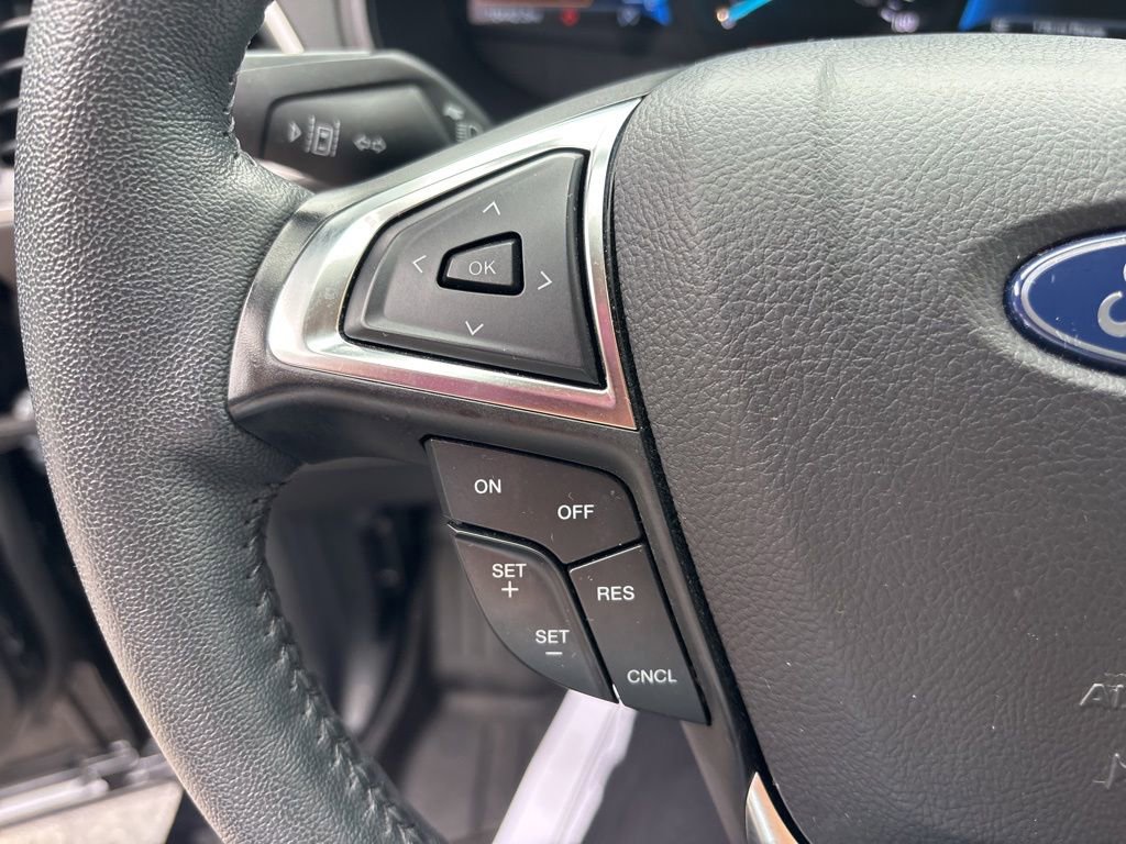 Used 2024 Ford Edge SEL w/ Sport Appearance Package AWD/4WD image 22