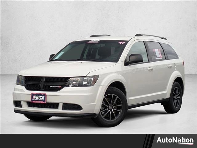 Used 2017 Dodge Journey SE w/ Flexible Seating Group image 1