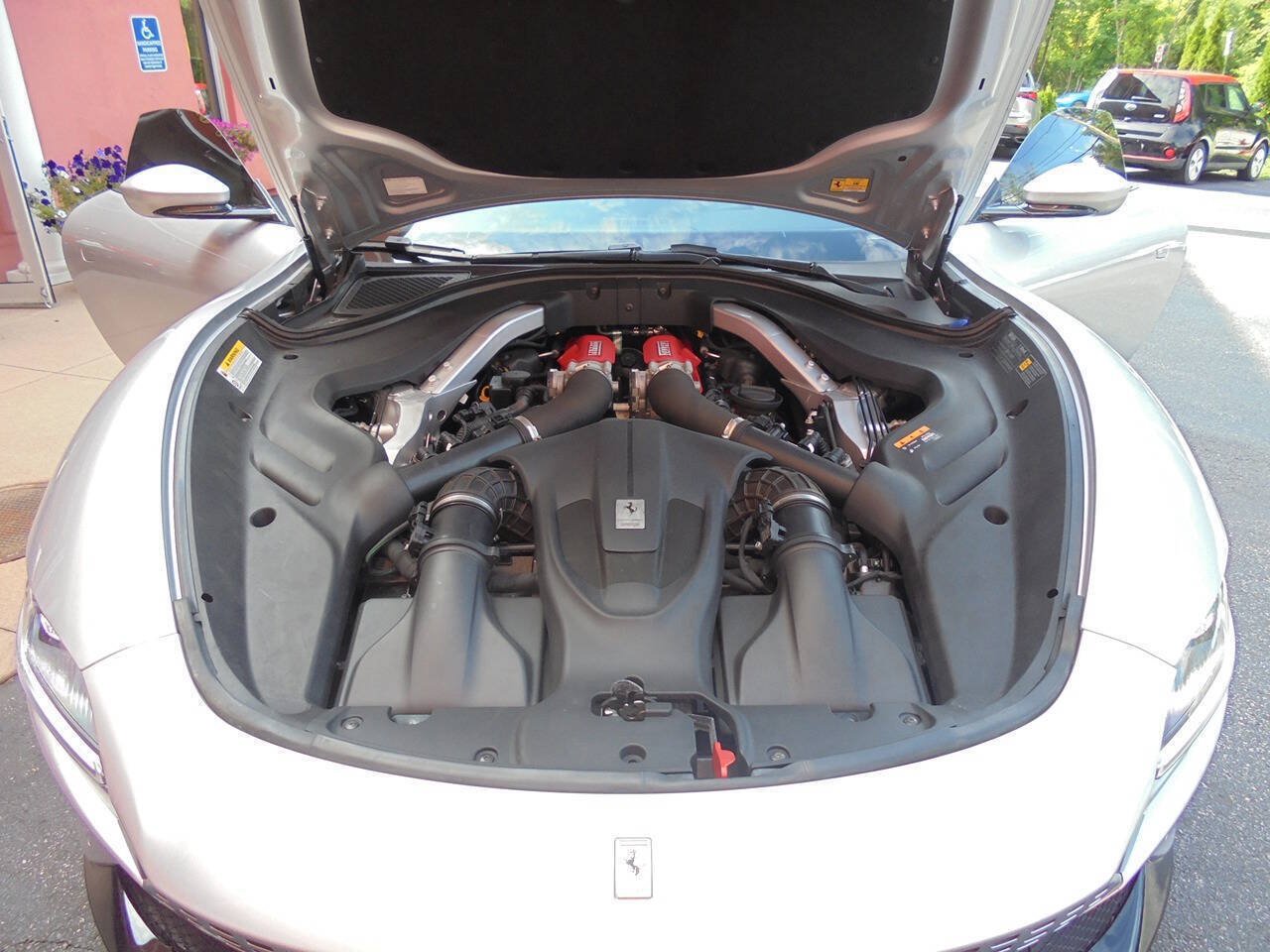 Used 2021 Ferrari Roma RWD image 39