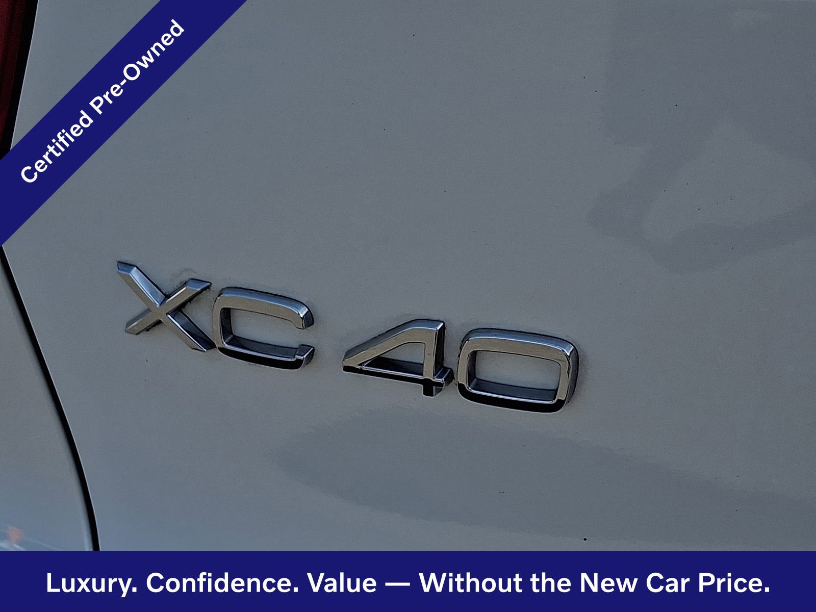 Certified 2023 Volvo XC40 B5 Plus w/ Climate Package image 30