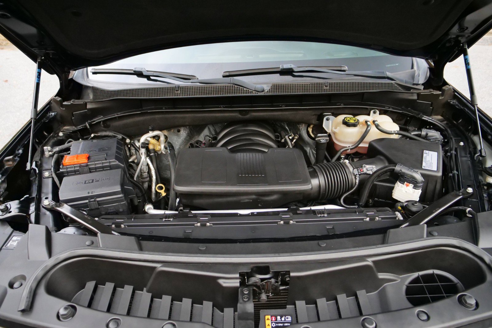 Used 2021 Chevrolet Suburban LT image 45