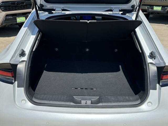 Used 2023 Toyota Prius XLE FWD image 29