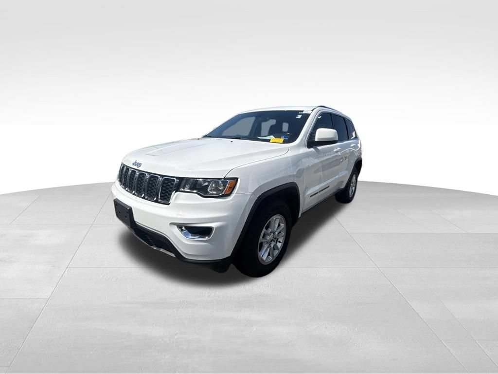 Used 2020 Jeep Grand Cherokee Laredo AWD/4WD image 2
