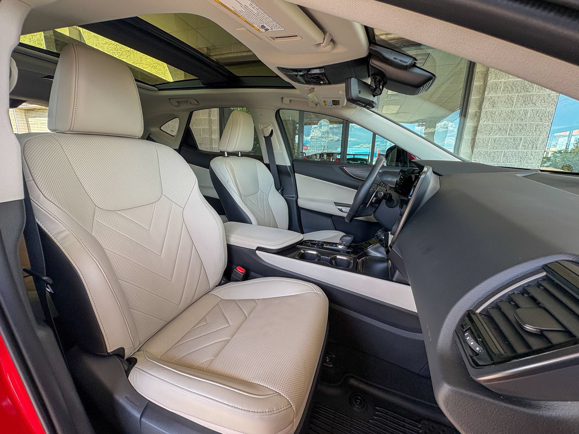 Used 2025 Lexus NX 350h AWD w/ Accessory Package (2T) image 28