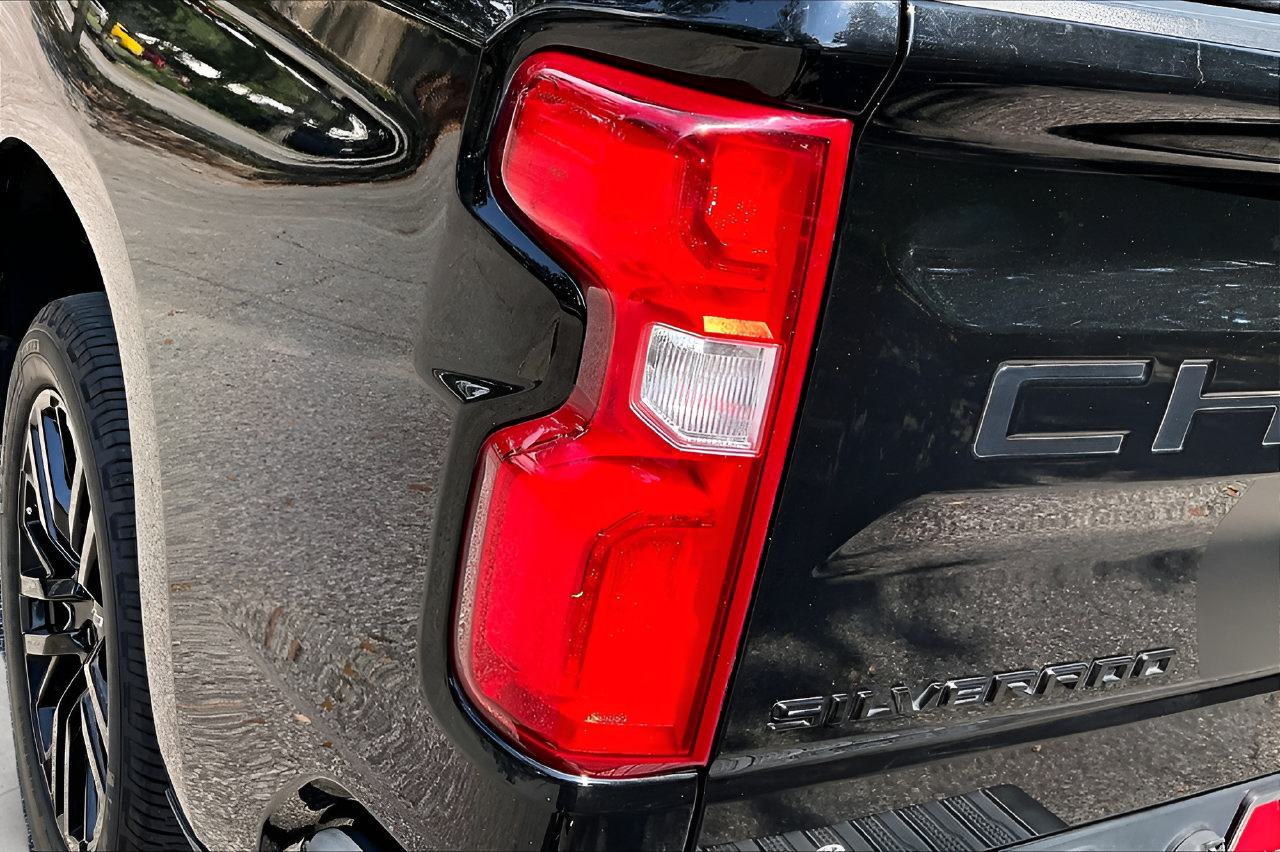 Used 2021 Chevrolet Silverado 1500 RST w/ Rally Edition RWD image 20