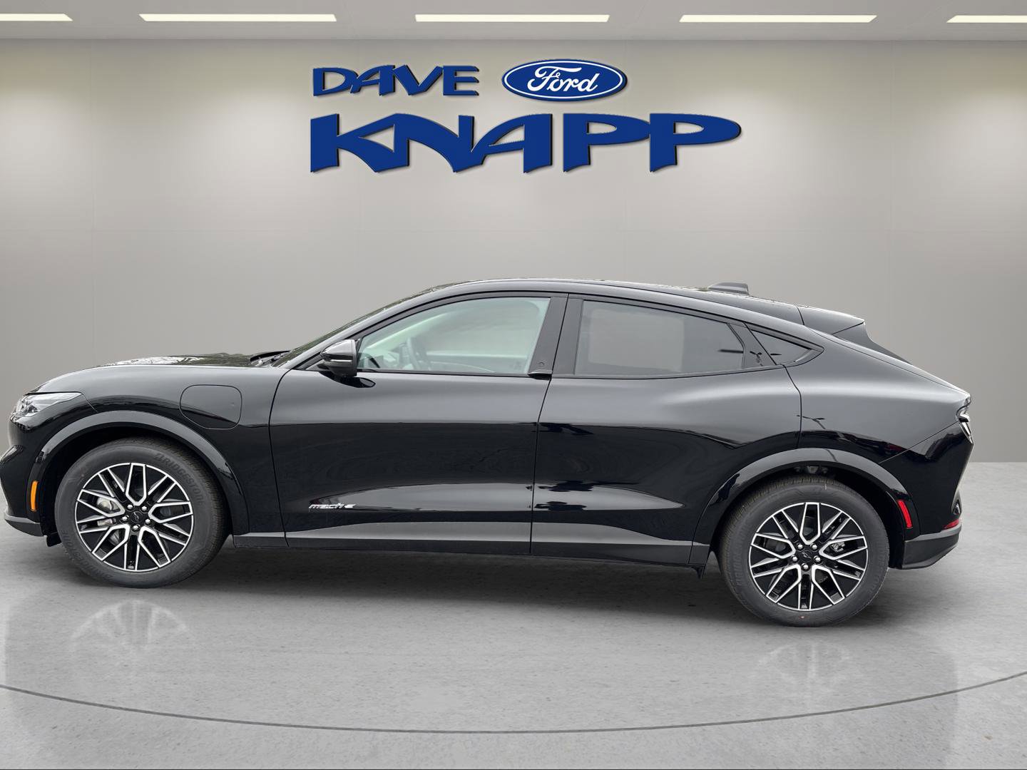 New 2025 Ford Mustang Mach-E Premium image 5