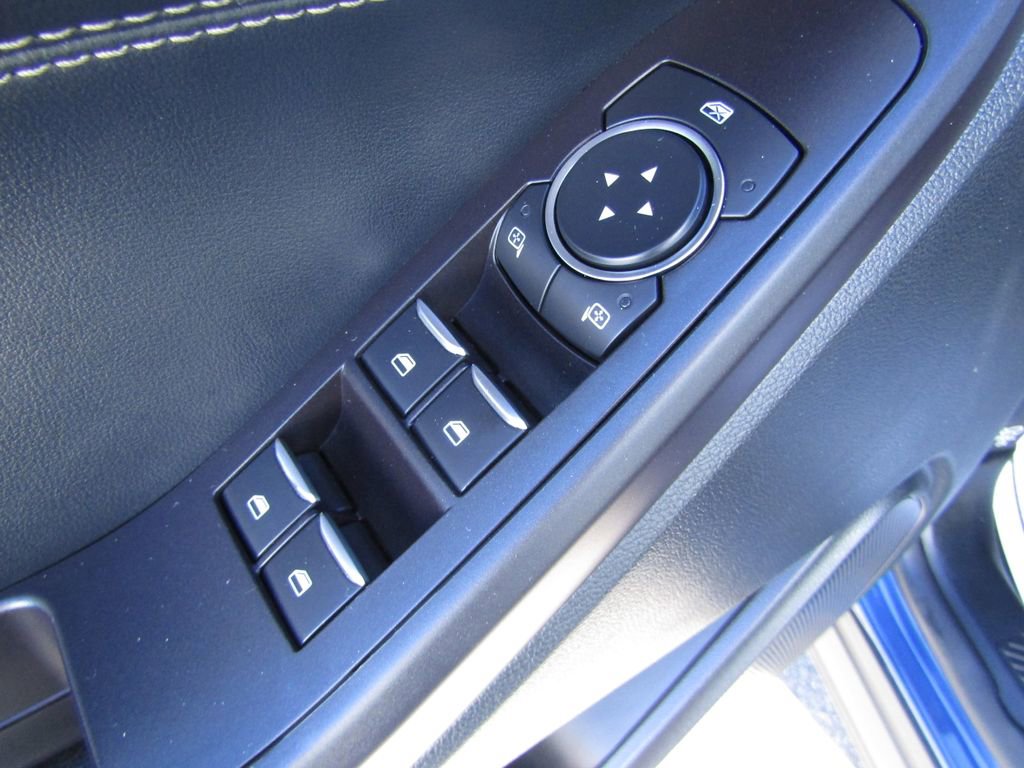 Used 2020 Ford Explorer XLT w/ Equipment Group 202A image 14