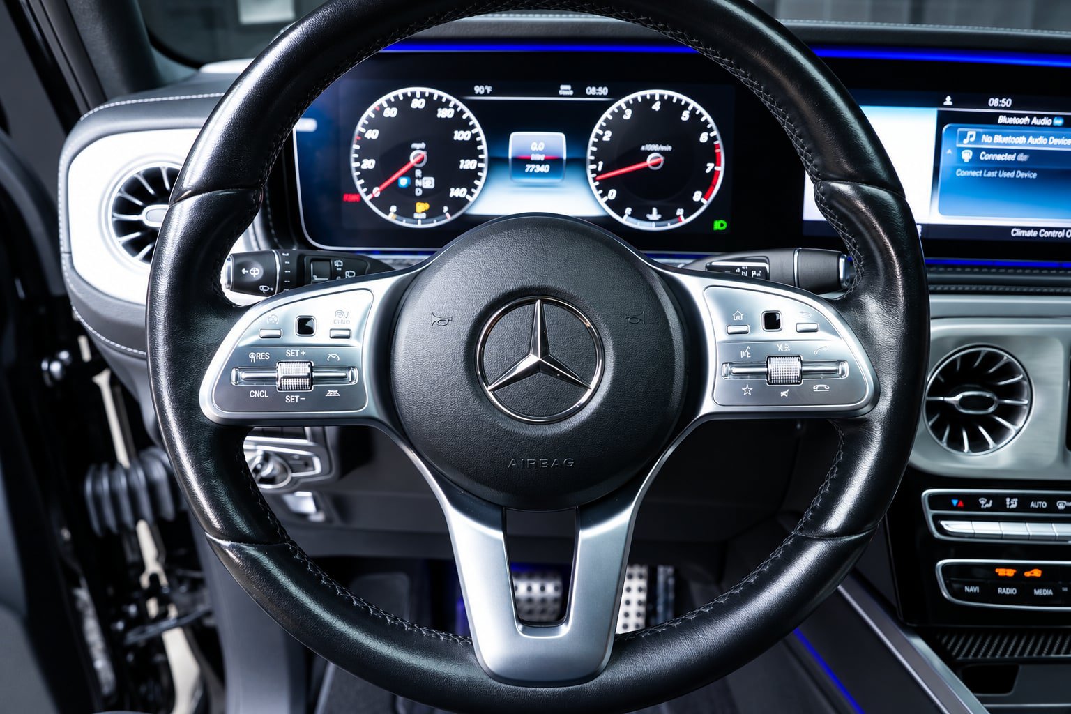Used 2023 Mercedes-Benz G 550 image 38