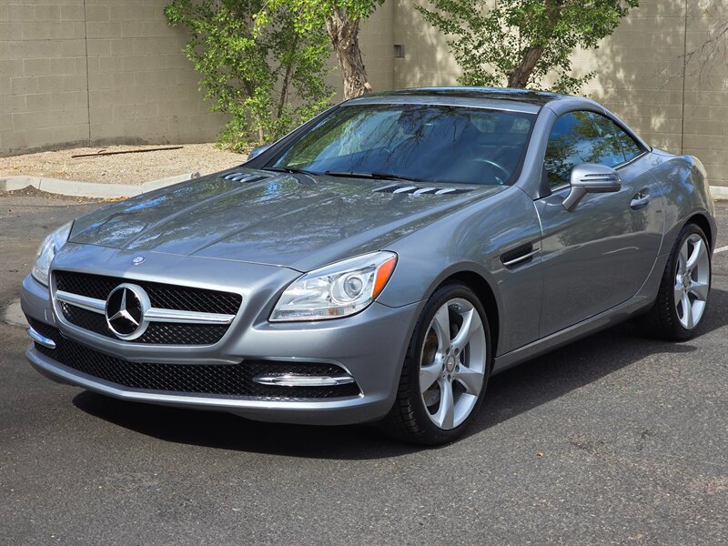 Used 2012 Mercedes-Benz SLK 350 image 6