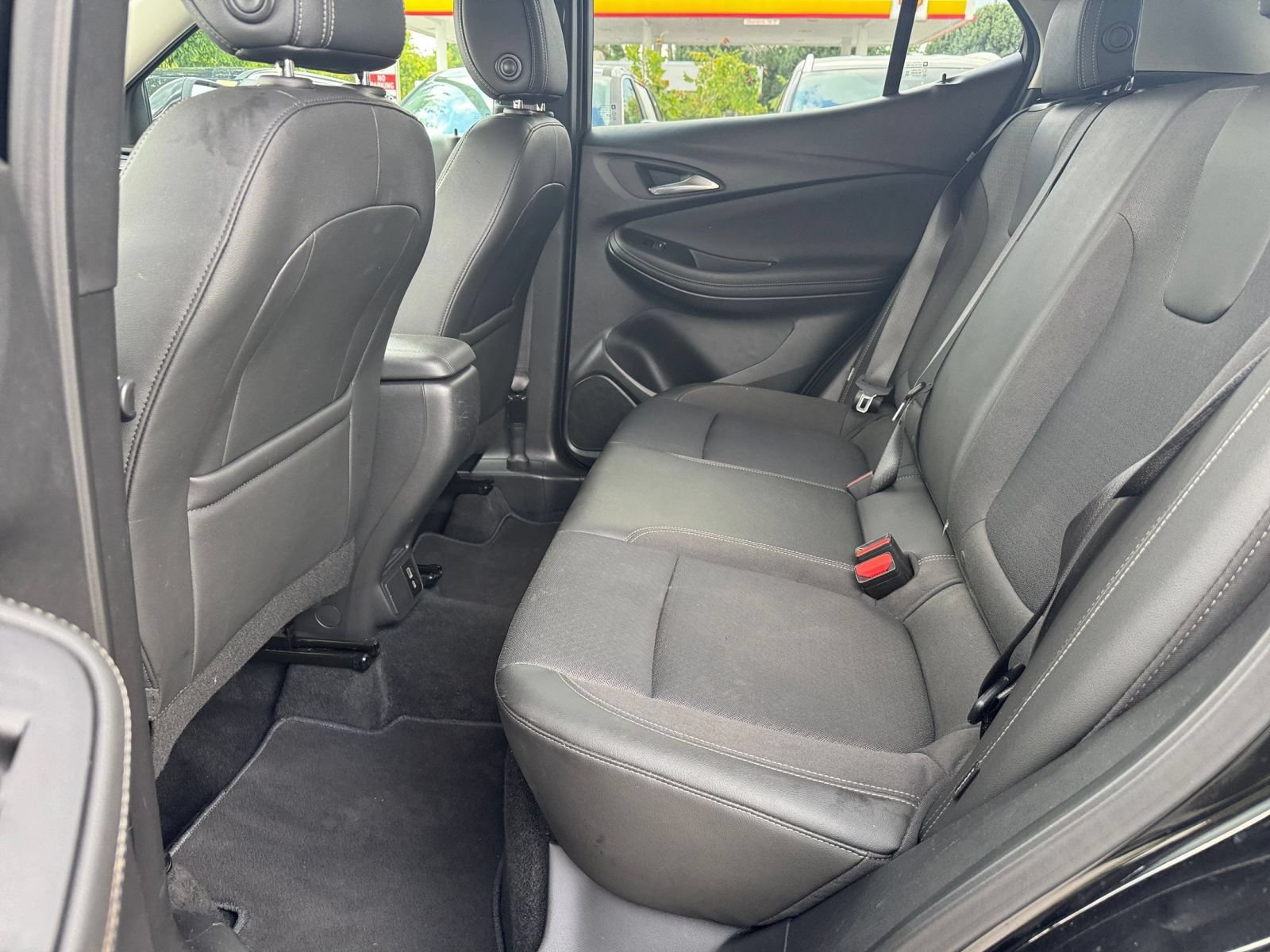Used 2025 Buick Encore GX Preferred AWD/4WD image 24