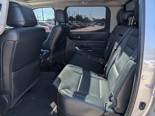 Used 2024 Toyota Tundra Limited AWD/4WD image 28