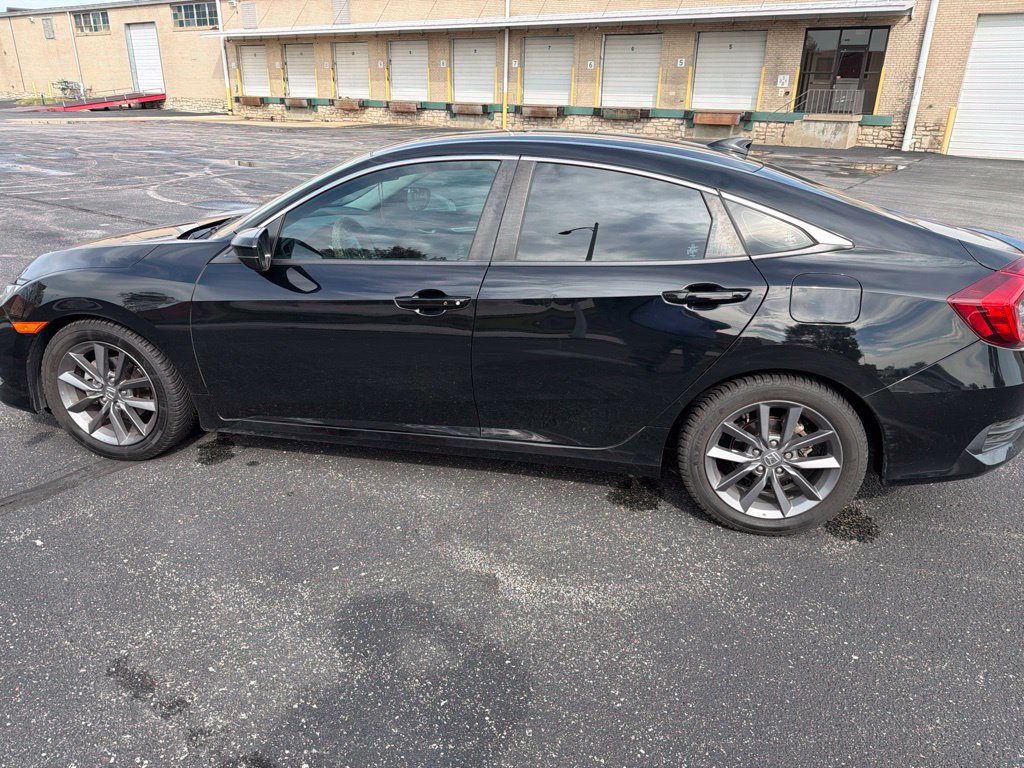 Used 2019 Honda Civic EX image 2