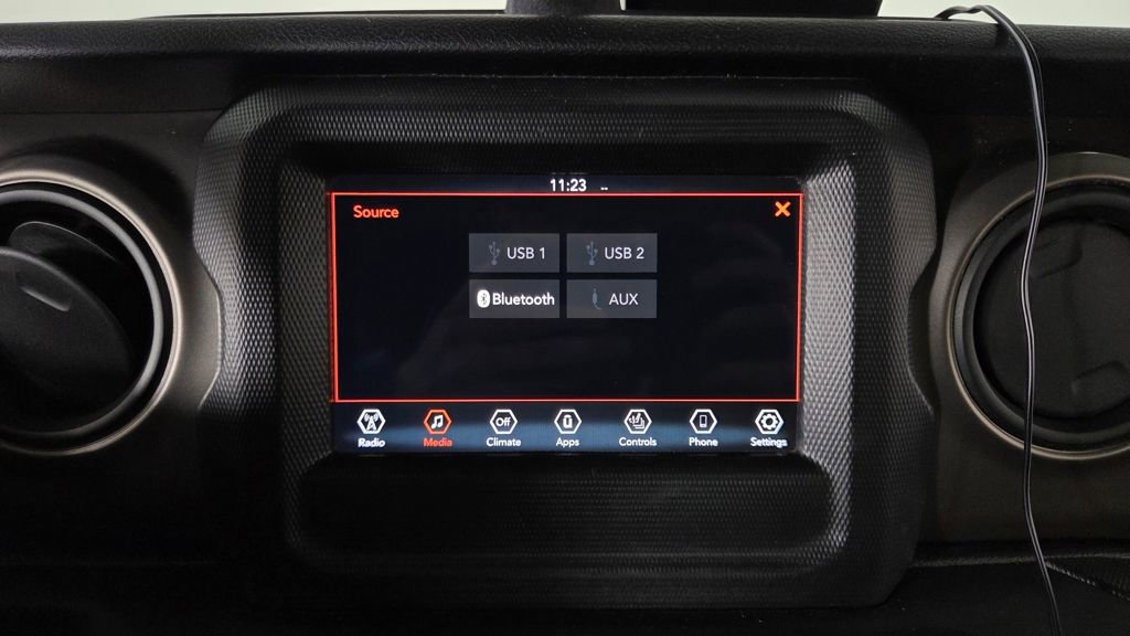 Used 2018 Jeep Wrangler Unlimited Sport S image 23