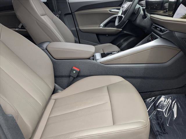 Certified 2025 Audi Q5 Premium w/ Convenience Package image 19