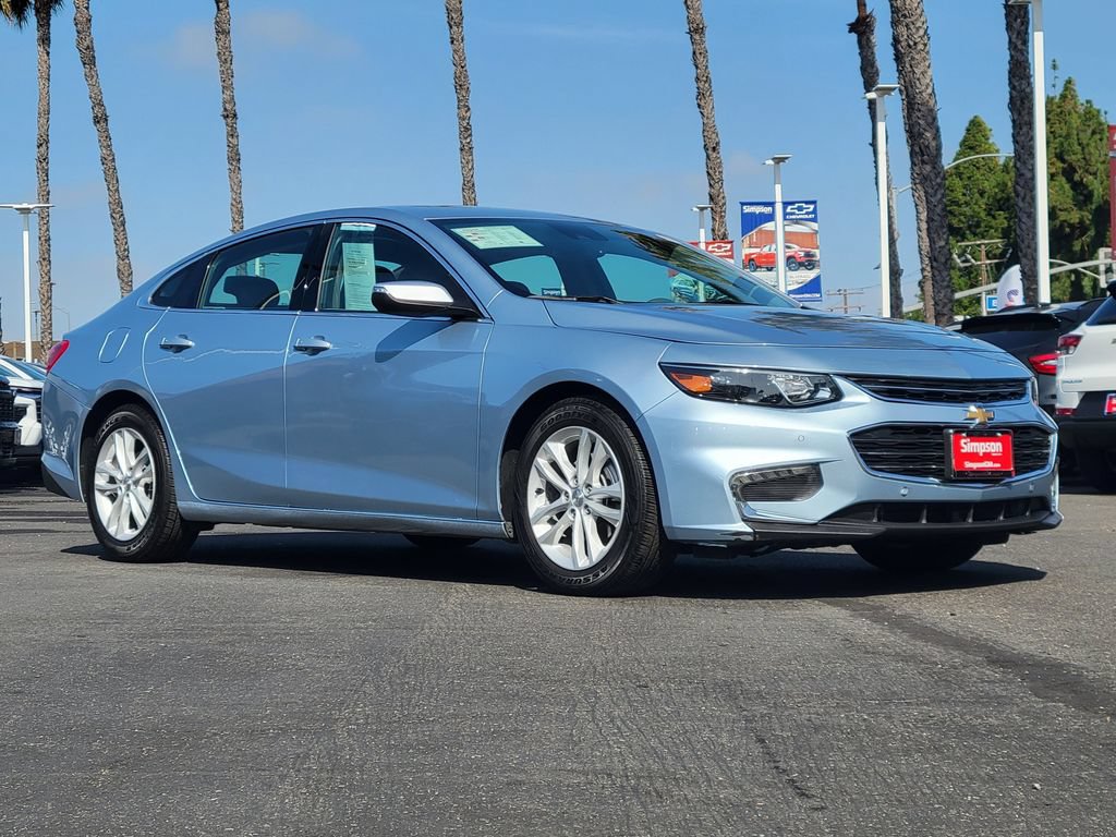 Used 2017 Chevrolet Malibu Hybrid w/ Leather Package FWD image 31