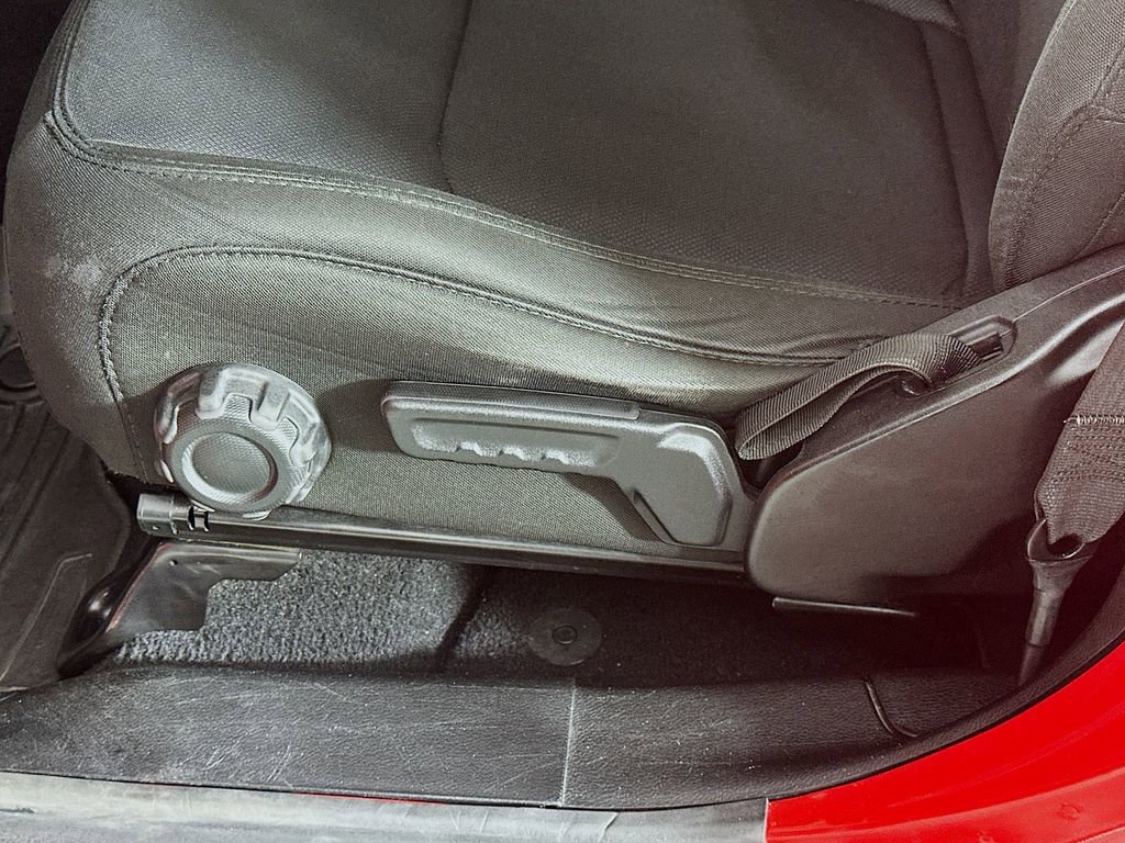 Used 2019 Jeep Wrangler Unlimited Sahara image 23