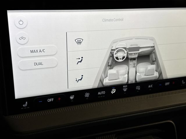 New 2026 Ford Maverick Lariat AWD/4WD image 32