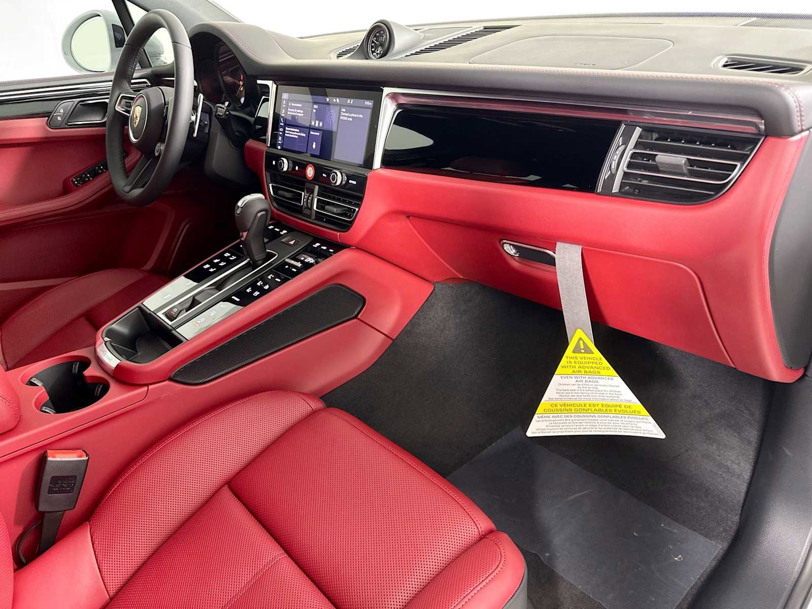 New 2025 Porsche Macan S image 30