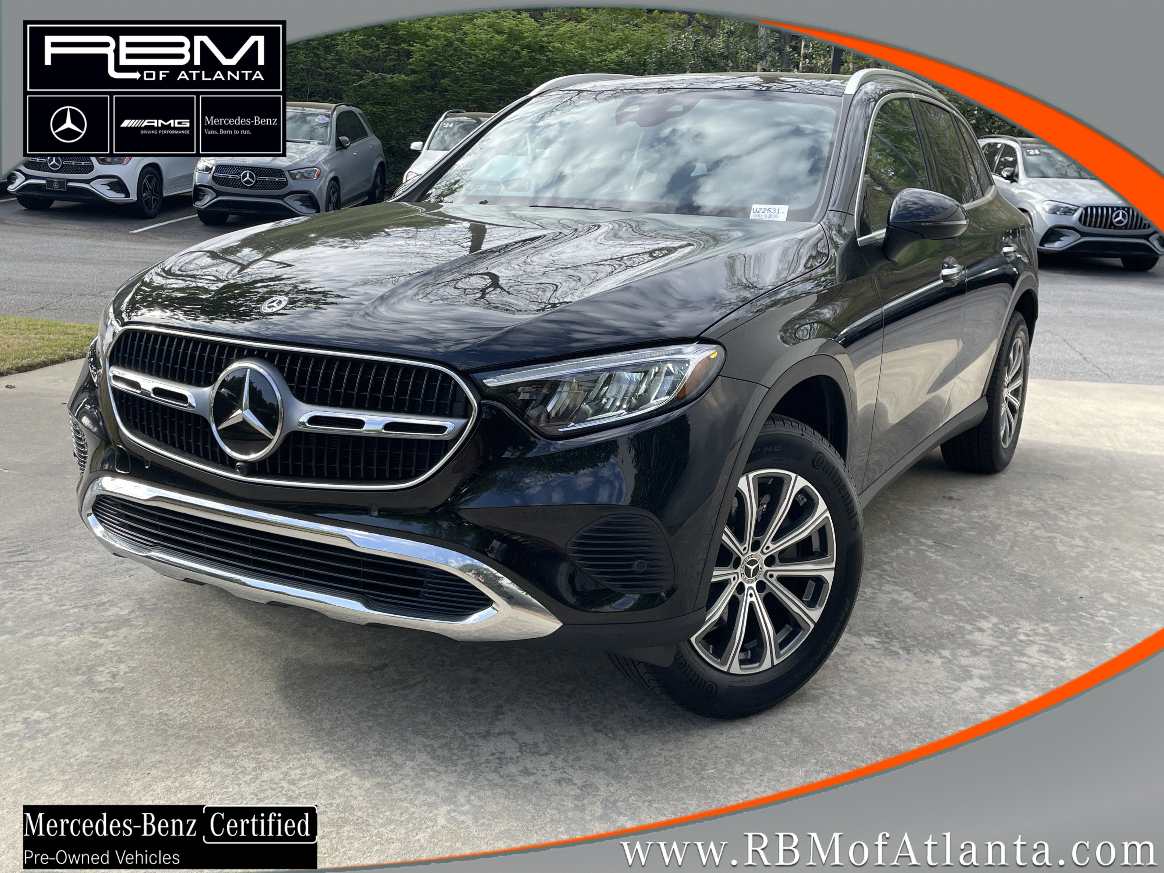 Certified 2025 Mercedes-Benz GLC 300 4MATIC w/ Driver Assistance Package image 1