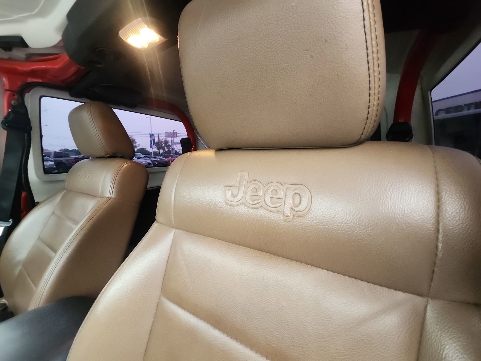 Used 2012 Jeep Wrangler Sahara AWD/4WD image 13