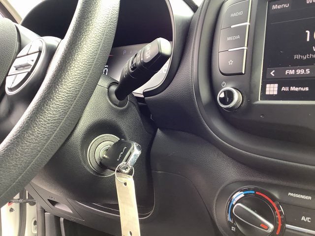 Used 2024 Kia Soul LX w/ Option Group 015 FWD image 16